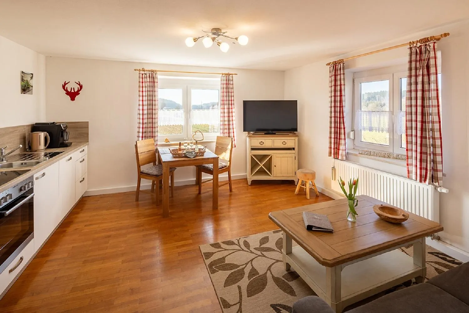 Apartamento Hof Lebenslust Fuer Mensch Und Tier Lautrach